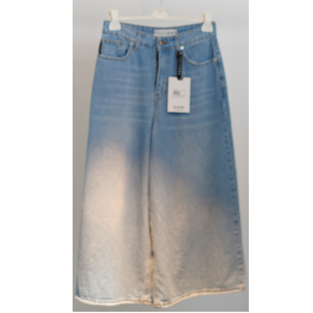 Shop Primary Image